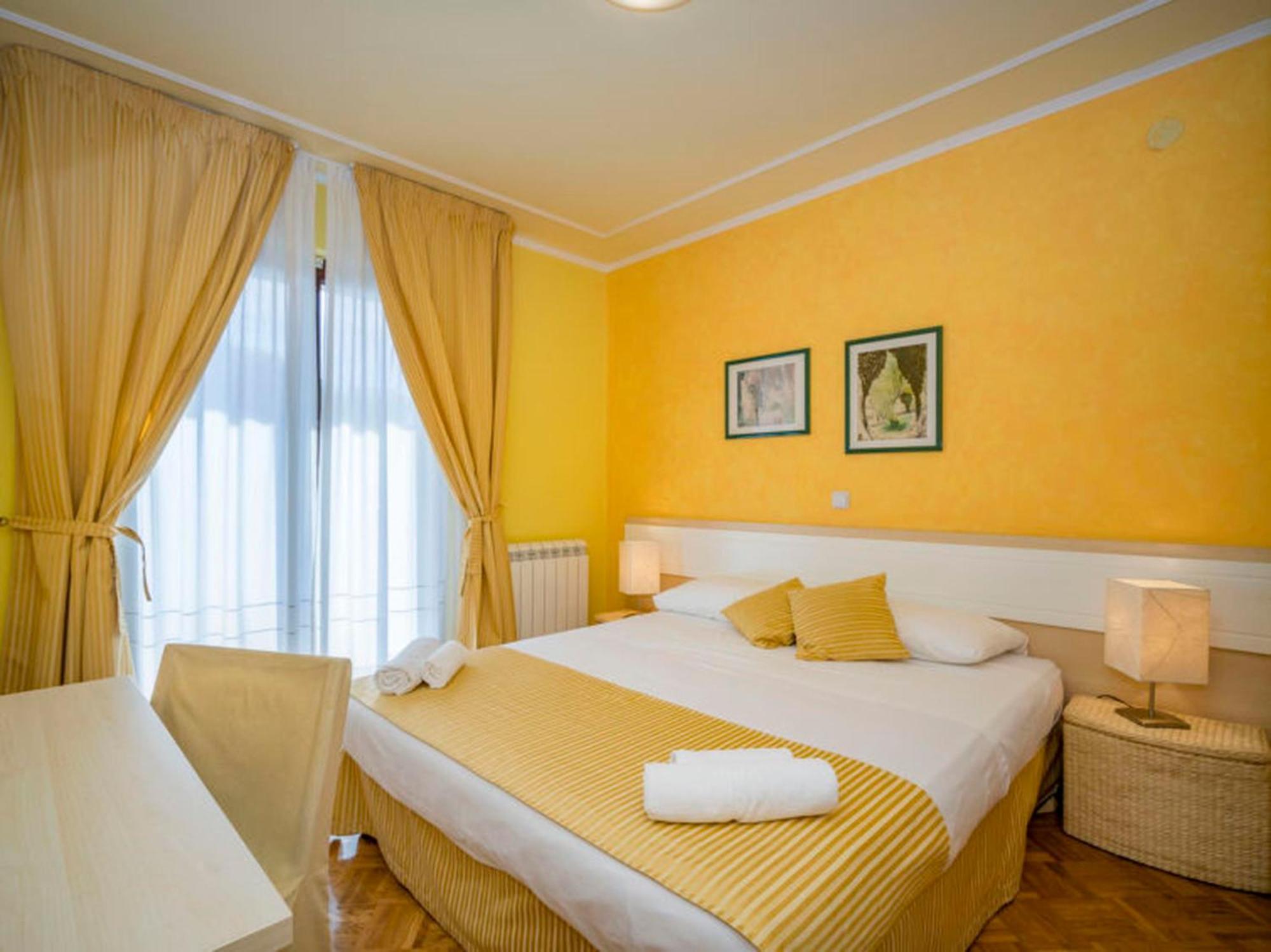 Apartments Villa Rossella 1 Rovinj Pokoj fotografie